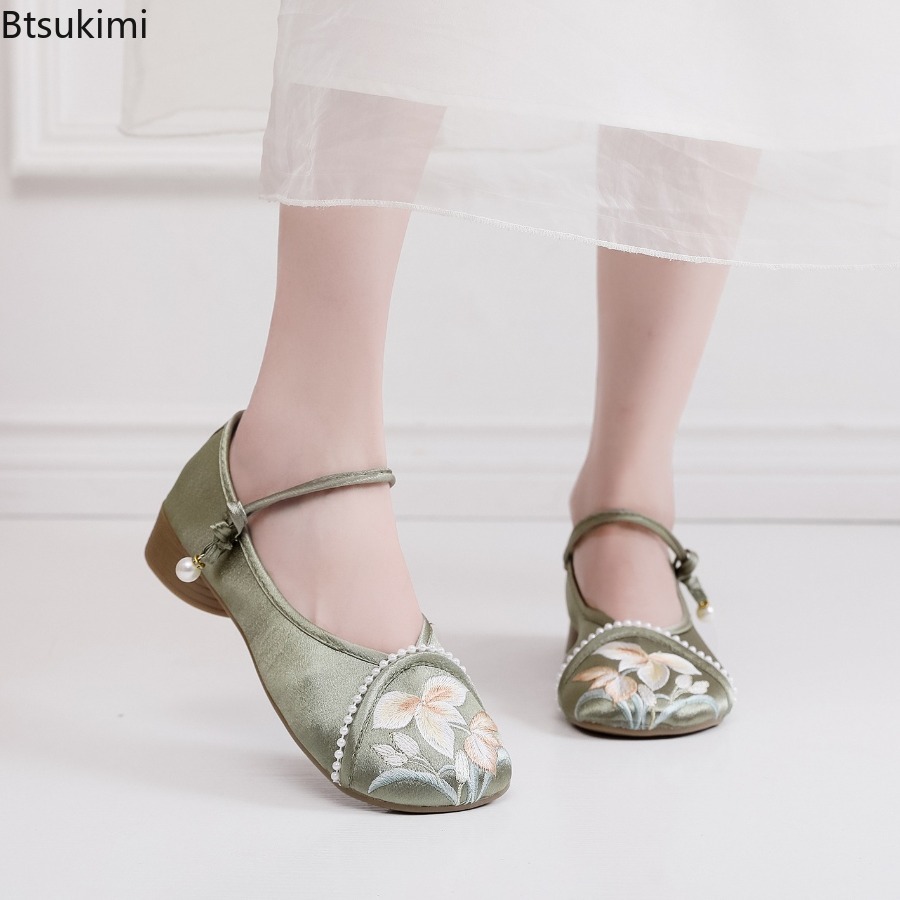 Ethnic Fashion Style - Moda Işlemeli Çin Tarzı Düşük Topuklu